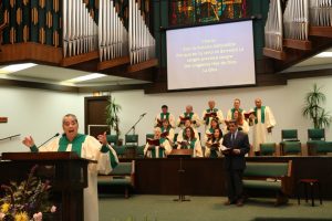 The choir sings during the Spanish language service on Easter Sunday, April 16, 2017.